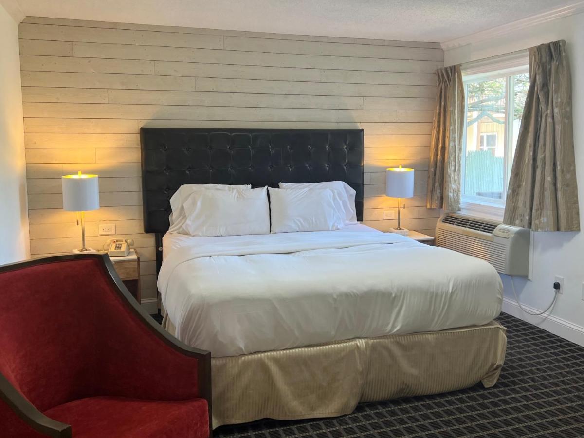 Rocky River Inn 新米尔福德 外观 照片